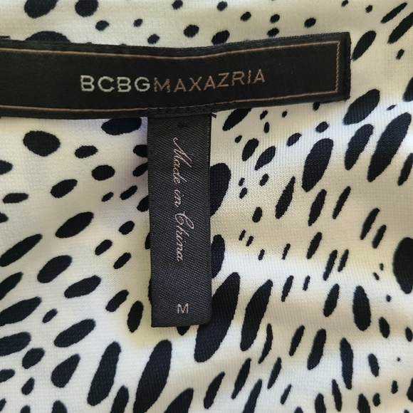 BCBGMAXAZRIA short sleeves wrap dress - Picture 3 of 4